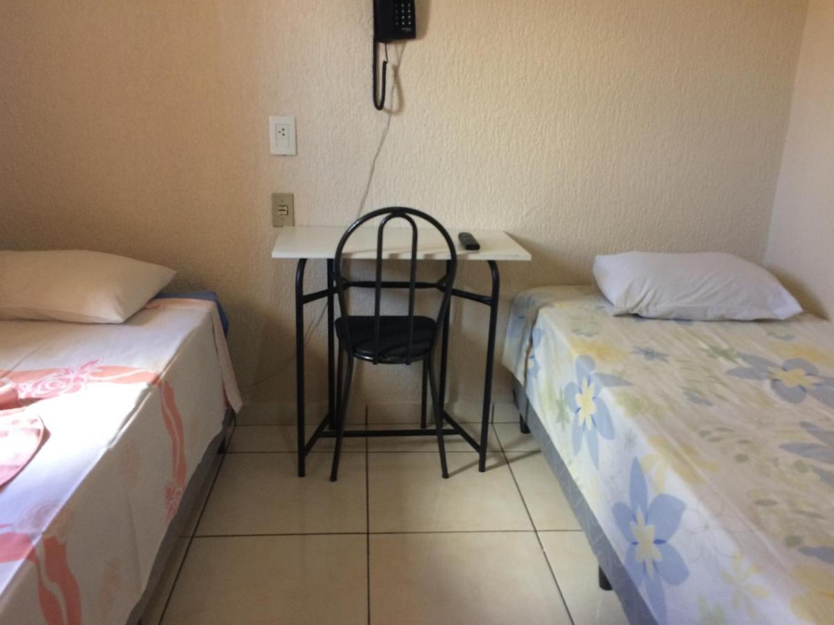 Rosa'S Hotel Толеду Екстер'єр фото